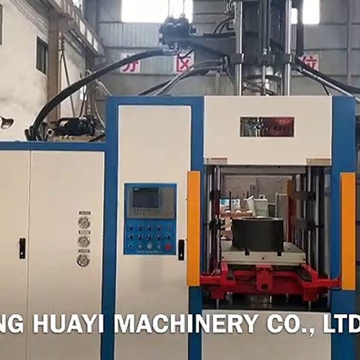 Vertical  rubber injection machine