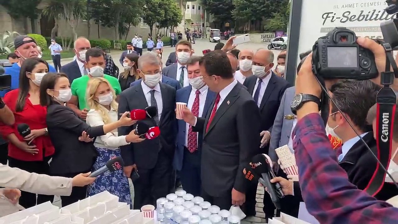 İmamoğlu'ndan 15 Temmuz'da şerbet ve lokum ikramı