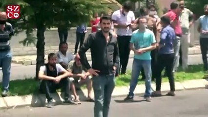 İtfaiyenin çalışmasını ağlayarak izledi