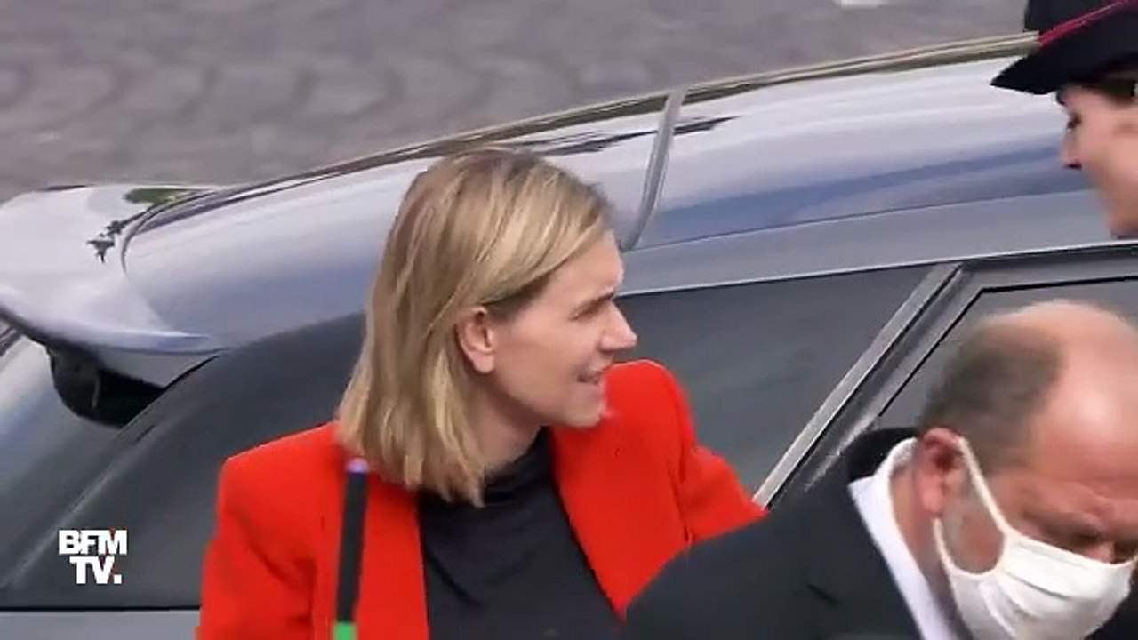 La ministre Agnès Pannier-Runacher oublie son masque