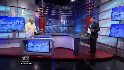 Camión que transportaba materiales de reciclaje cayó a una zanja en el sector de Chorrillo, vía a Daule