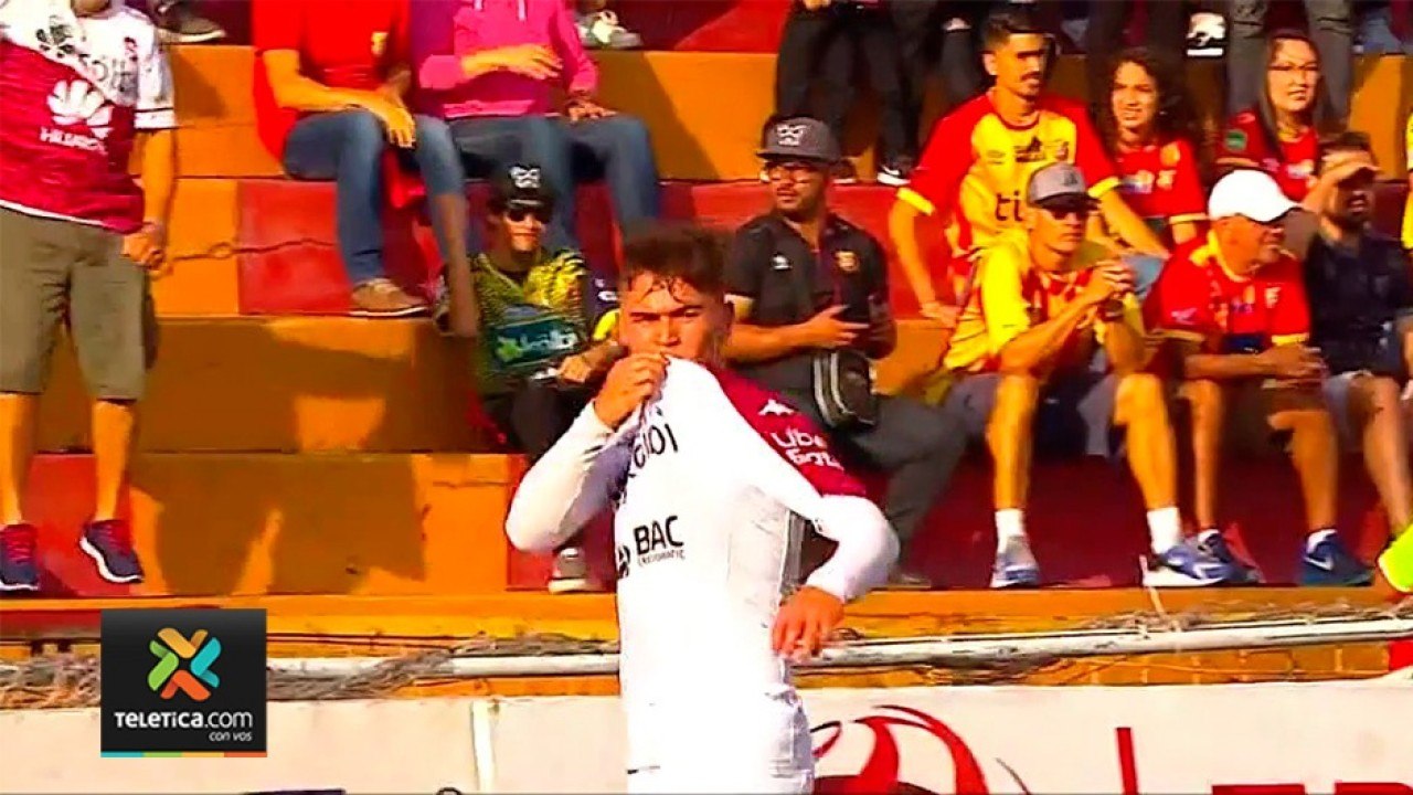 td7-ugalde-se-une-a-futbol-europeo-150720