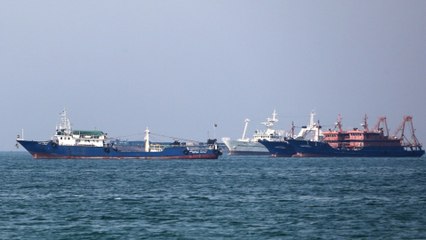 Three ships on fire at Iranian port