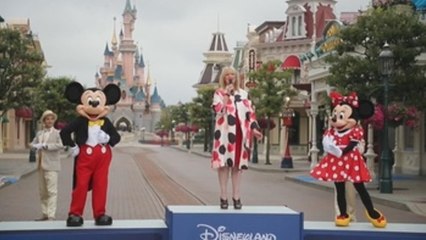 Disneyland París reabre tras la pandemia con mascarilla y con fe en el futuro