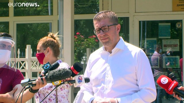 Βόρεια Μακεδονία: Ψήφισαν Ζάεφ και Μιτσικόσκι