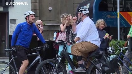 Bristol: al posto dello schiavista, sul piedistallo la militante del Black Lives Matter