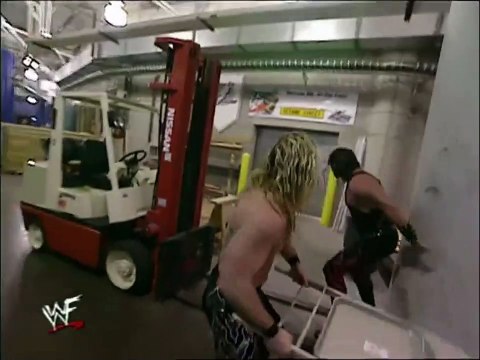 Chris Jericho attacks Kane | Survivor Series 2000