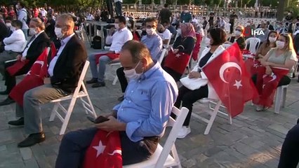 Korona tedbirleri altında 15 Temmuz anması