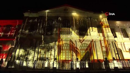 ‘Milletin Zaferi 15 Temmuz’ konulu 200 drone'lu ışık gösterisi Boğazda