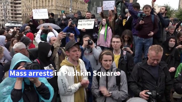 Over 140 detained after anti-Putin protest in Moscow