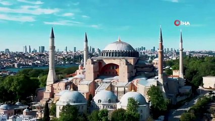 Ayasofya Camii'nde o tabelalar kaldırıldı