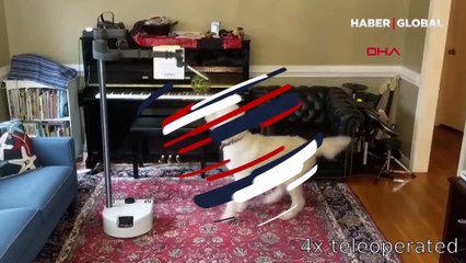 Bu robot, çamaşırları makineden çıkarıyor, masa silip, toz alıyor