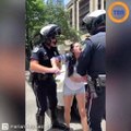 Une arrestation sur une jeune femme se passe mal, elle exige alors une femme officier !