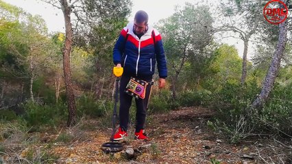 Cazando Tesoros infinitos en el bosque con mi detector de metales