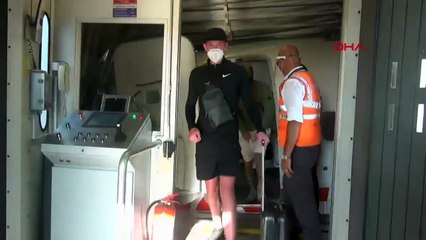 Son dakika... Pandemi sonrası ilk turist kafilesi geldi | Video