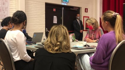 La reine Mathilde en visite à un camp d'été de YouthStart