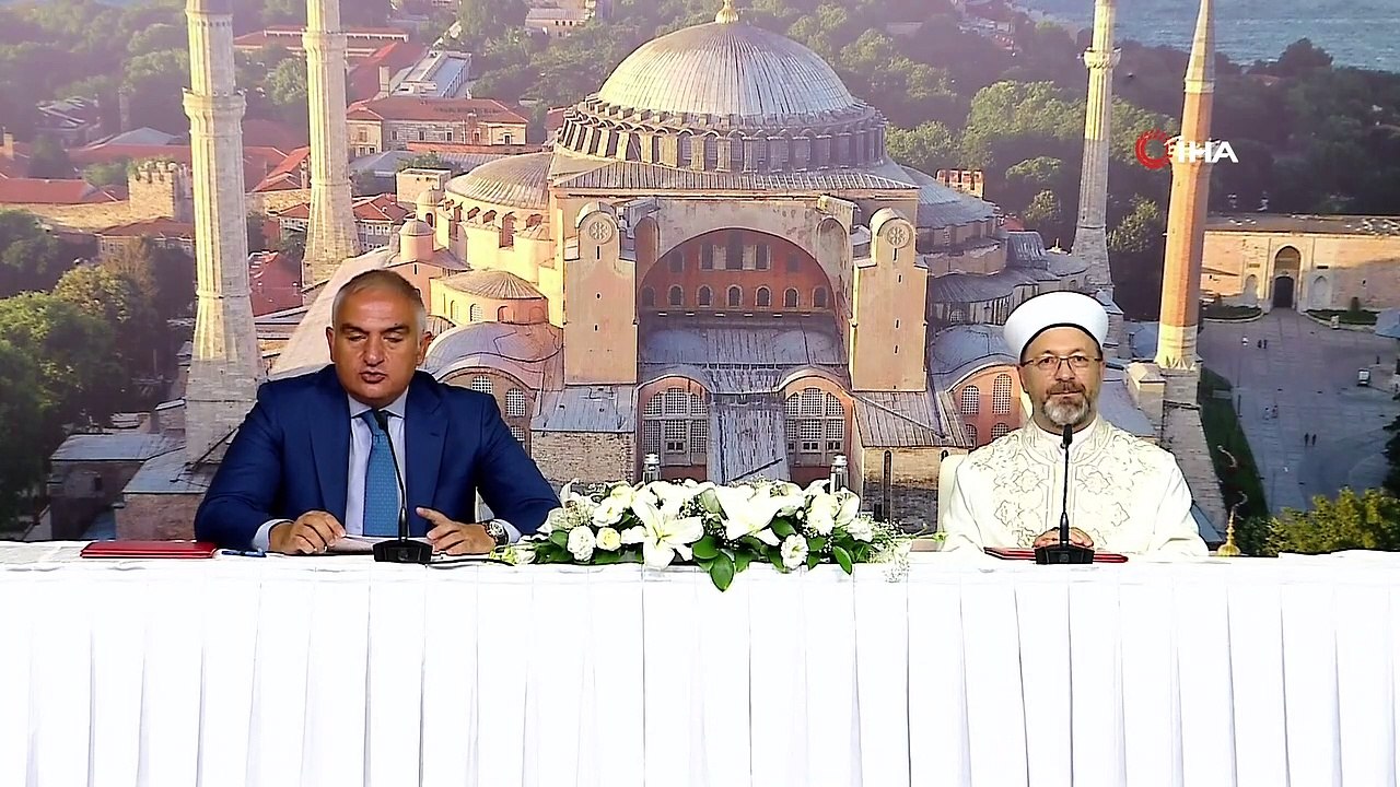 Bakan Ersoy; "Hiç Kimsenin Şüphesi Olmasın ki Ayasofya Camii İtinayla Korunacaktır”