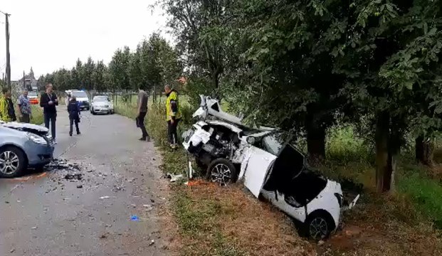 Collision entre deux voitures à Cordes, dans l'entité de Frasnes-lez-Anvaing