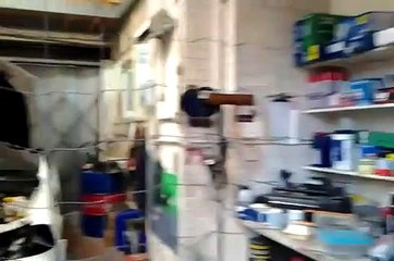 Coronation Street tour - get your bearings. See what's where on this continuous walk round the set