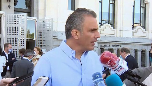 Ortega Smith se niega a ponerse detrás de la pancarta contra violencia machista: Excluye a otras víctimas