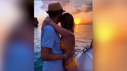 Laura Escanes pone rumbo hacia la capital con su pequeña Roma