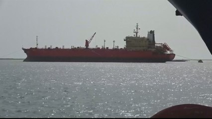 UN warns over oil tanker stranded off Yemen coast for years