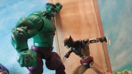 Marvel - Hulk vs. Wolverine (Stop motion)