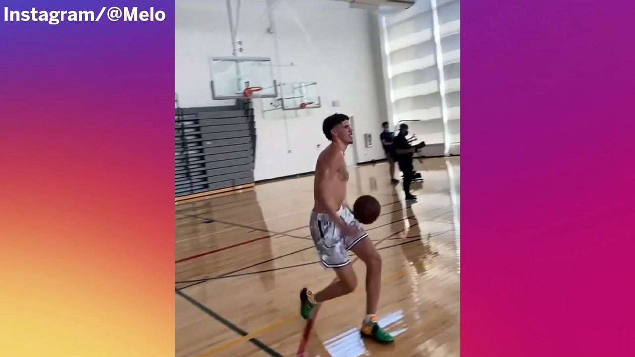 Lamelo Ball Shows Off Potential In Crazy, Highlight-Reel Dunk