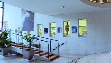 Les petits rats de l'Opéra gardent l'équilibre, malgré les soubresauts