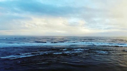小山大湖　アイスランドの海
