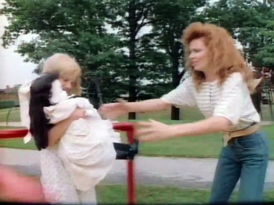 Misterio para tres -1x26- Bottle of Dreams (La botella de los sueños)