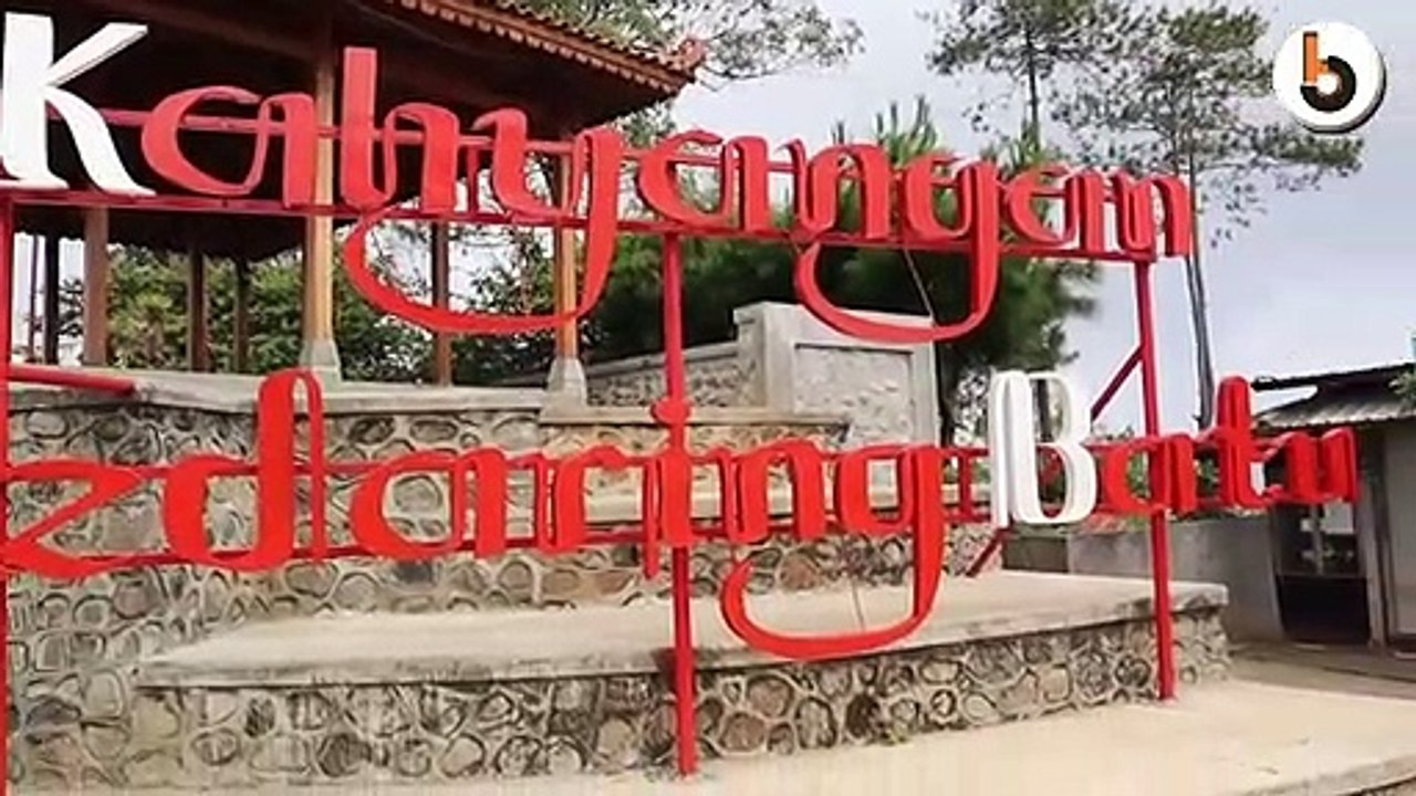 PARALAYANG BATU MULAI RAMAI PENGUNJUNG