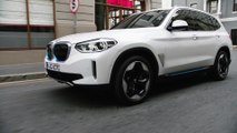 Der erste BMW iX3 Trailer