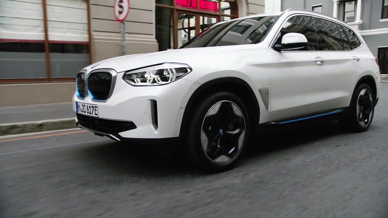 Der erste BMW iX3 Trailer