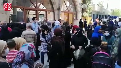 Suriyeli göçmenlerin e-devlet kuyruğu