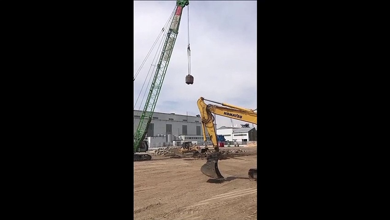 Chargeur sur chenilles CATERPILLAR 963 C et pelle sur chenilles KOMATSU PC 280 - CFE Location