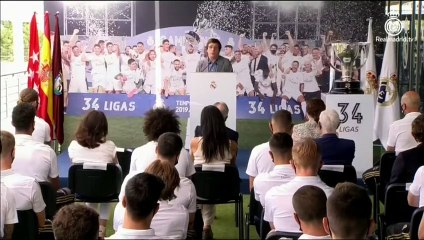 'Jamás pensé estar aquí en Valdebebas felicitando al Real Madrid'