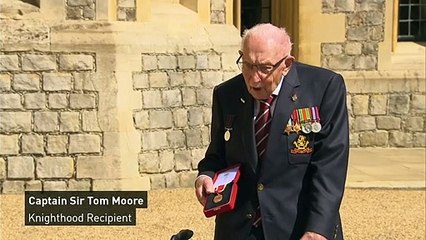 Captain Sir Tom Moore 'honoured' to meet Queen