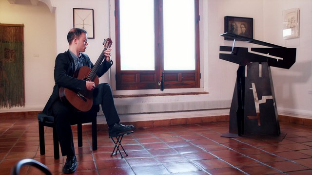 Sonata BWV 1003 by J.S.Bach(Allegro) Guitar-Jonathan Esteve