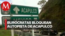 Protestan burócratas en caseta de Acapulco
