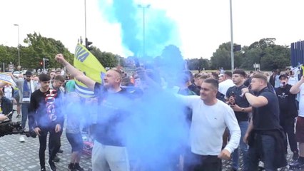 Championship - Leeds retrouve la Premier League 16 ans après, liesse populaire dans la ville