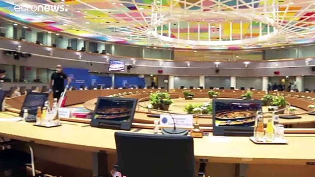 Líderes europeus tentam acordo quanto à resposta económica face à crise da Covid-19