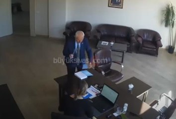 Belediye başkanı, Erdoğan'ın fotoğrafını yırttı attı