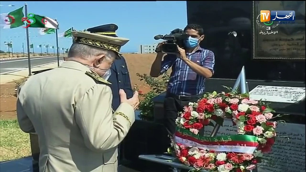 الفريق السعيد شنقريحة  يشرف على التنصيب الرسمي للقائد الجديد للقوات الجوية