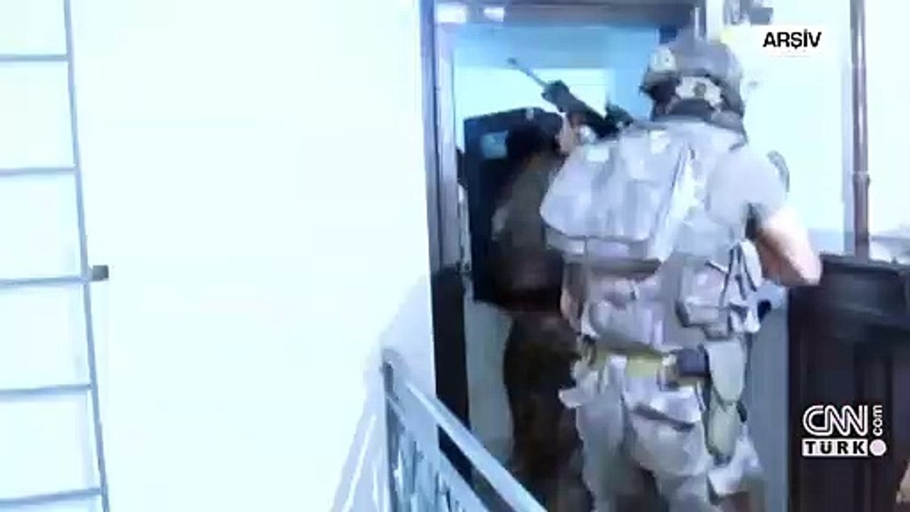 Kırmızı bültenle aranıyordu. Fransa vatandaşı DEAŞ'lı terörist Kilis'te yakalandı | Video