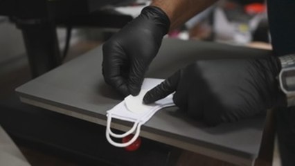 La producción textil de Sonseca  se redirige a las mascarillas