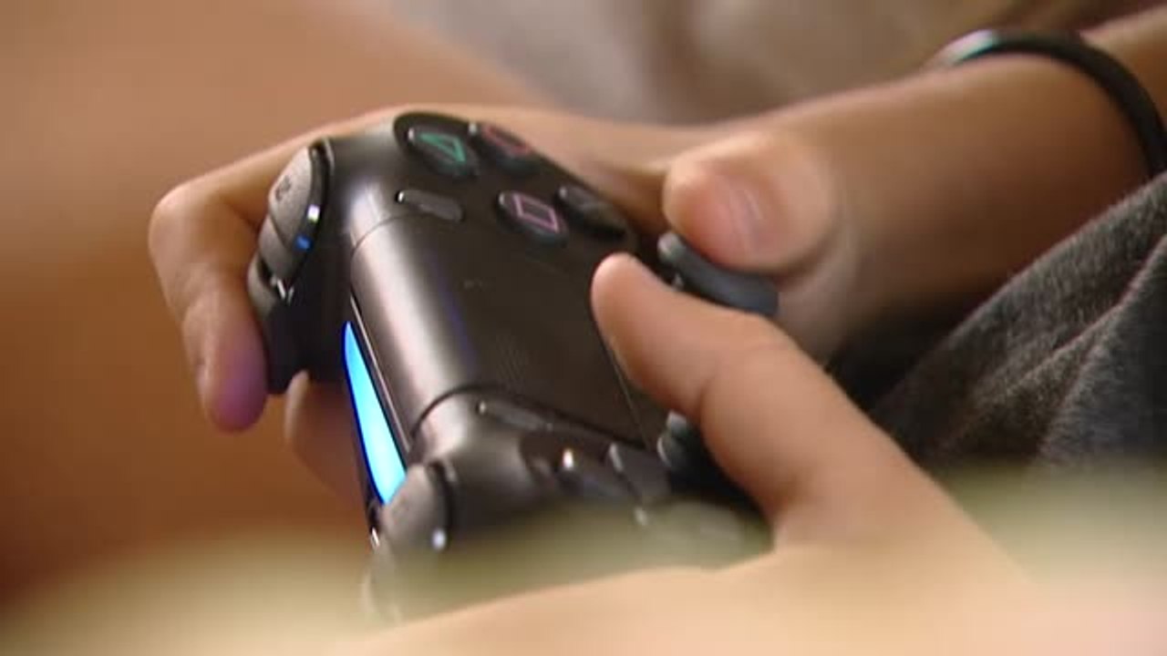 El uso de pantallas en niños y adolescentes aumentó un 180 por ciento en el confinamiento