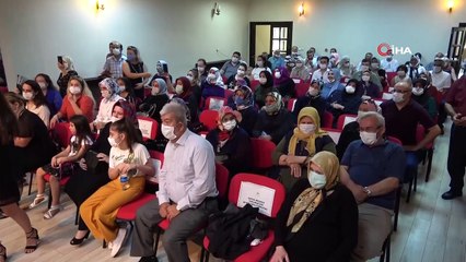 Şoför çiftin gelin arabaları, kullandıkları belediye otobüsü oldu