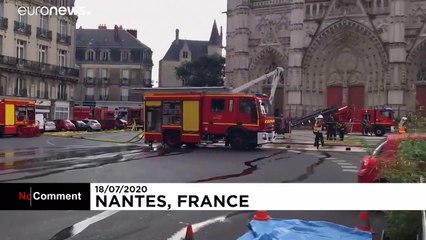 Szándékos gyújtogatás okozhatta a Nantes-i katedrális belsejében a tüzet