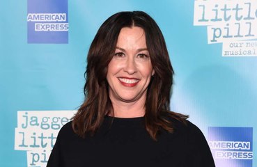 Alanis Morissette beendet Familienplanung zugunsten ihrer Karriere 🎤